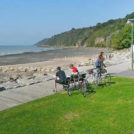 In Near Sandy Beach, Cleaning Included *